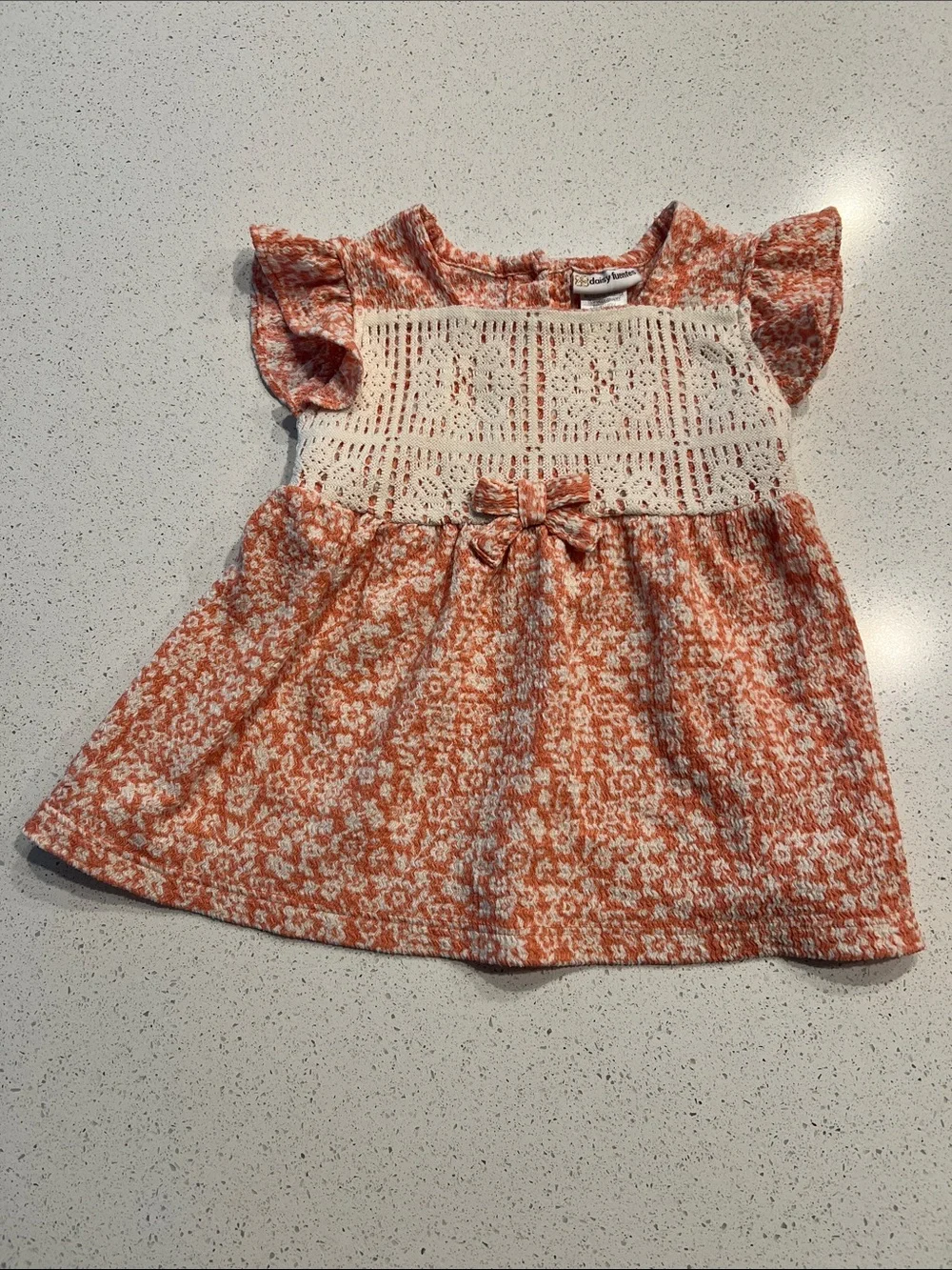 Daisy Fuentes lightweight crochet